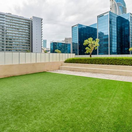 Luxury 2 Bedroom With Burj Khalifa View Dubai Exteriör bild