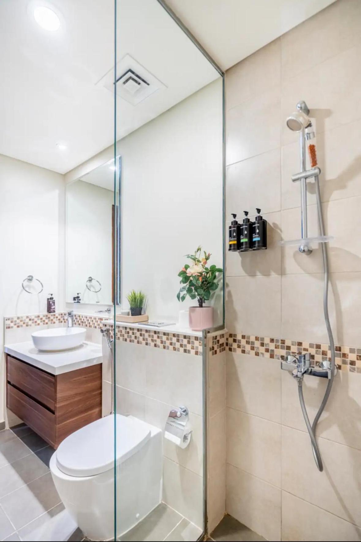 Luxury 2 Bedroom With Burj Khalifa View Dubai Exteriör bild